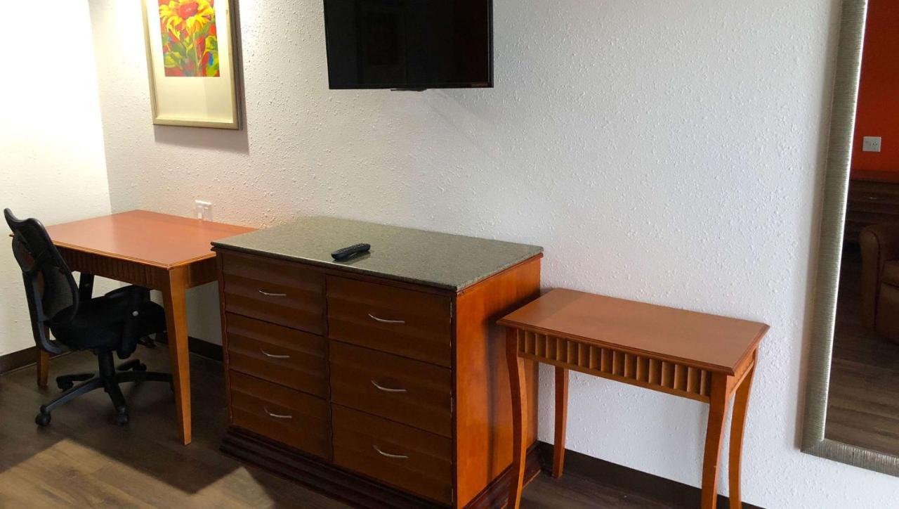 Lucky Vista Motel Campbellsville Bagian luar foto